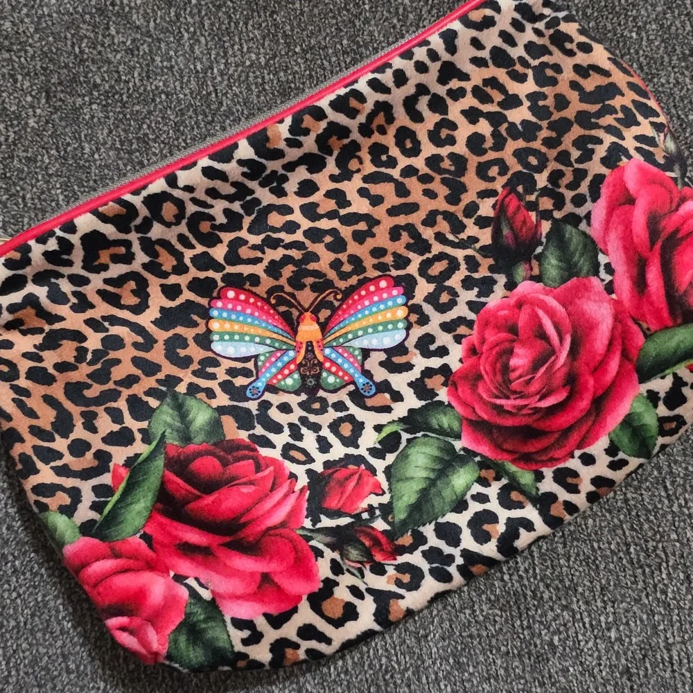 Estée Lauder Floral Cheetah Cosmetic Bag